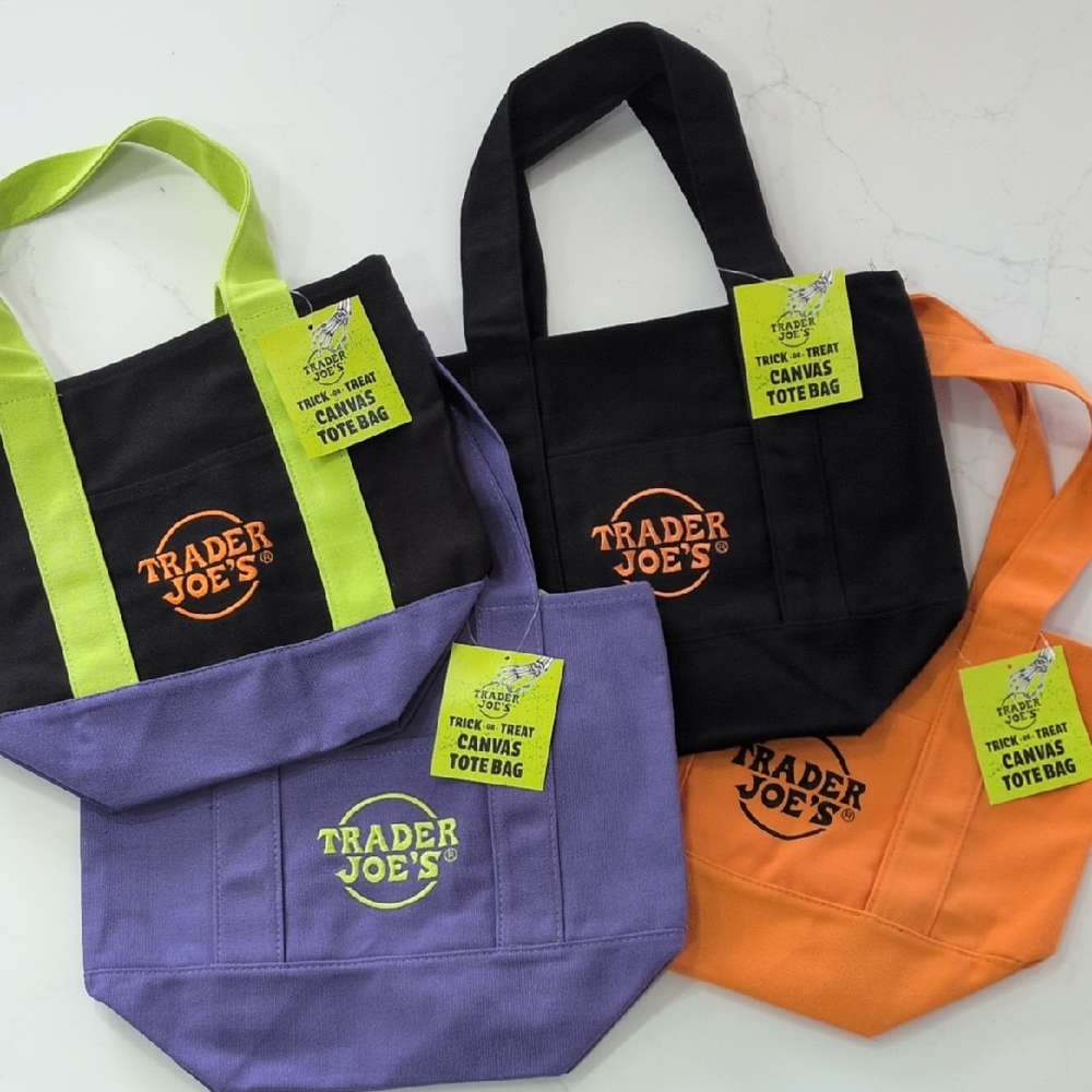 Trader Joe's Canvas Tote Set *Exclusive!* BNWT